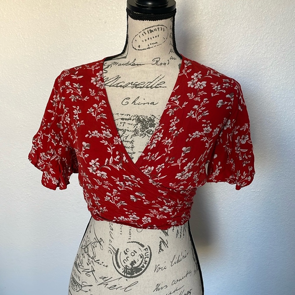 Small crop top